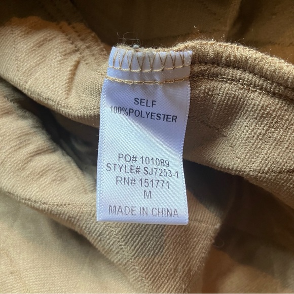 Le Lis Oversized Quilted Button-Up Shirt - Picture 5 of 5